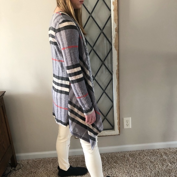 Light-weight, drapey cardigan - Picture 3 of 3